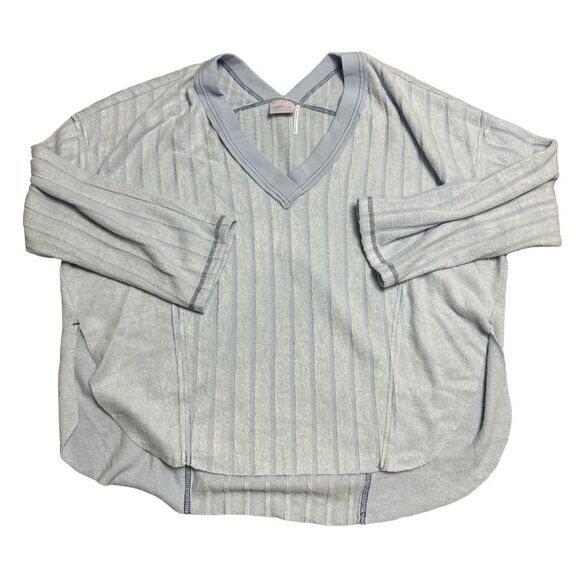 Urban Outfitters Sweaters - Out From Under Urbano Utfitters Size Medium Blue Raleigh V Neck Pullover Sweater